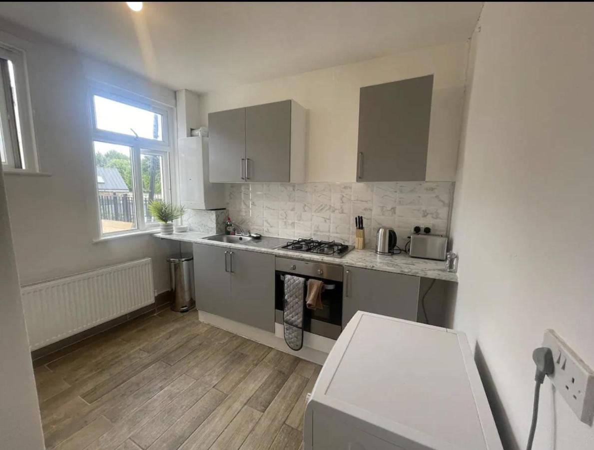 Charming 2 Bed Flat On Tower Bridge Apartman London Kültér fotó